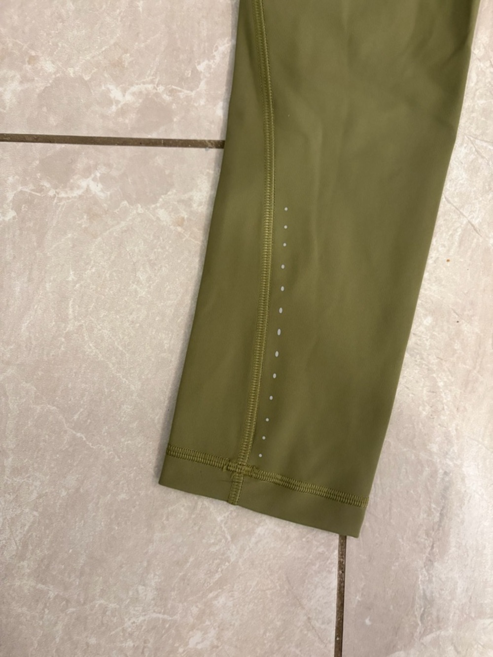 Lululemon Olive Green Leggings - Picture 9 of 9